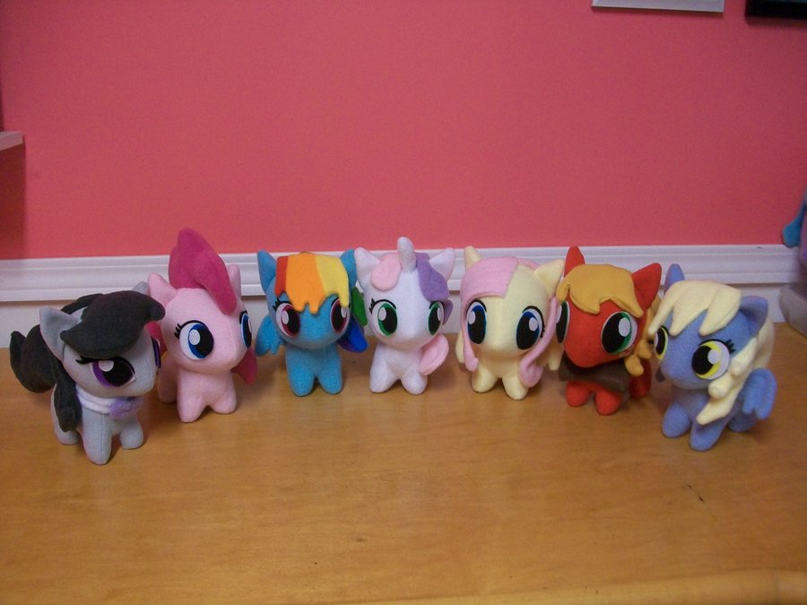 Another group of chibi ponies!