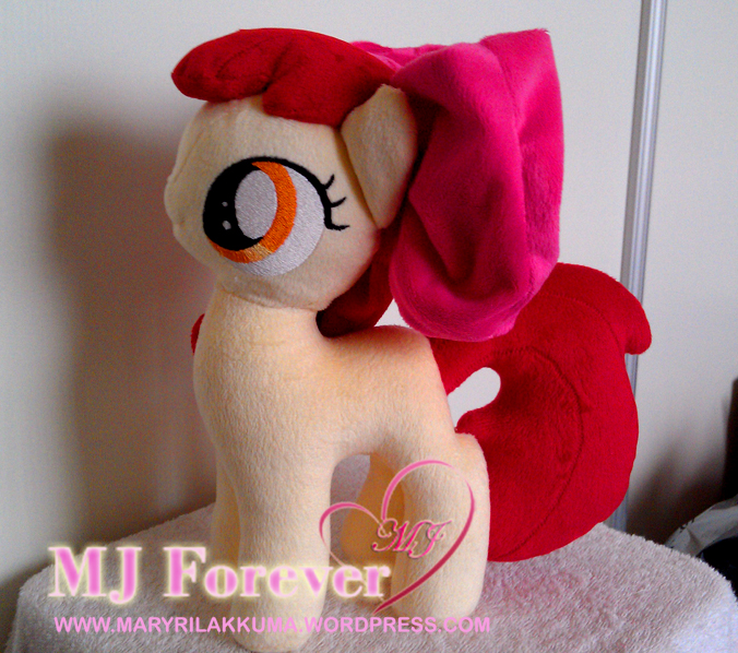 Apple Bloom without her Cutie Mark Crusaders cape