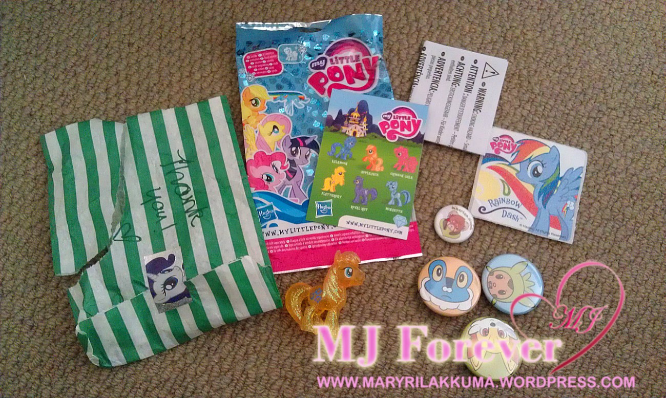 I love free gifts! :D