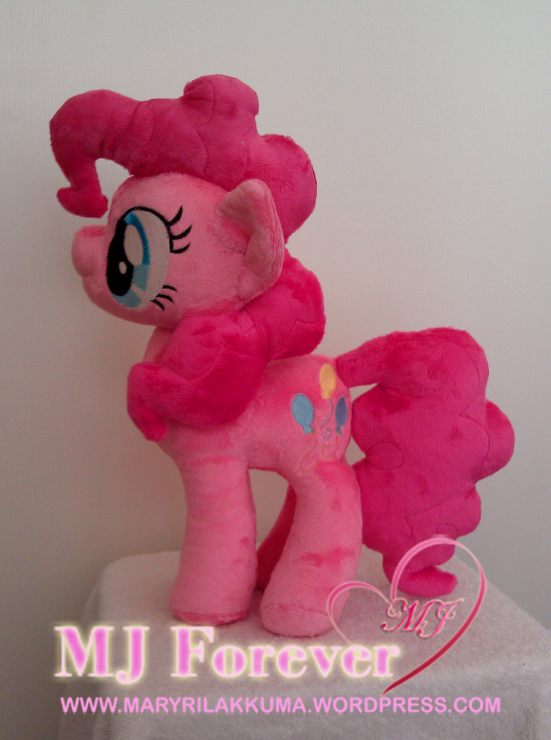 Pinkie Pie plushie by PulsefireKitten!
