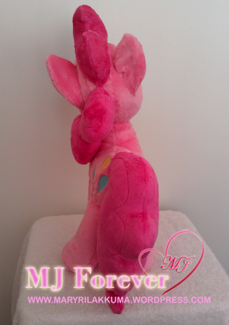 Pinkie Pie plushie by PulsefireKitten!