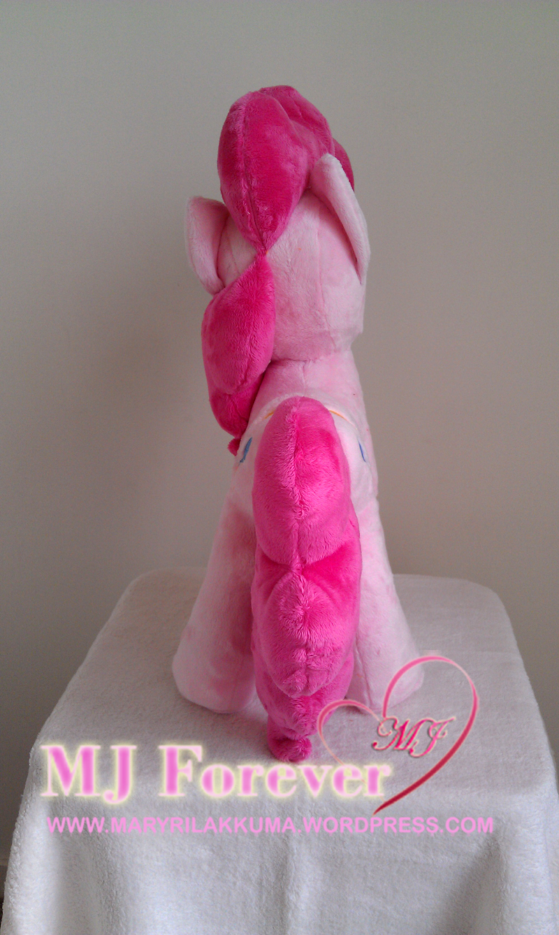Pinkie Pie plushie by Finnickie