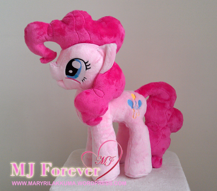 Pinkie Pie plushie by Finnickie