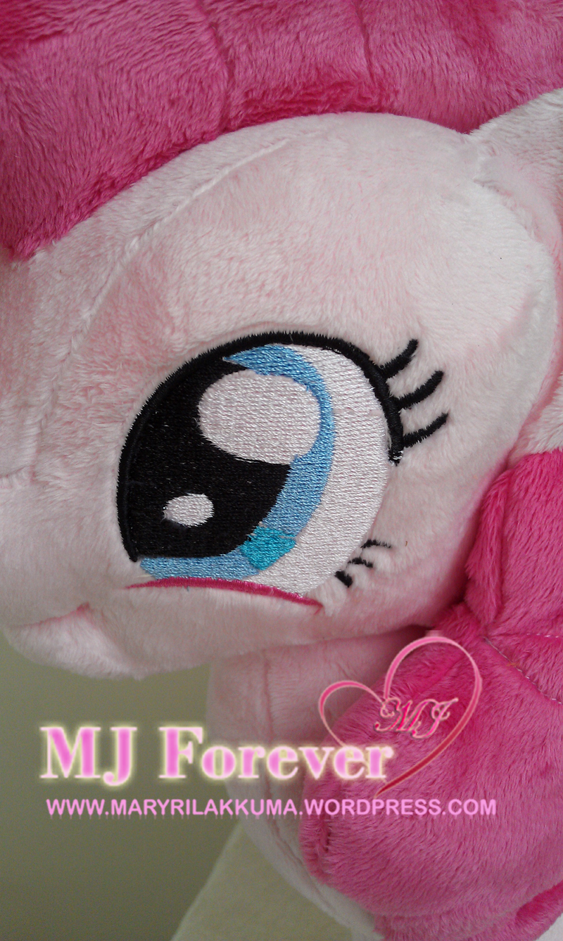 Pinkie Pie plushie by Finnickie