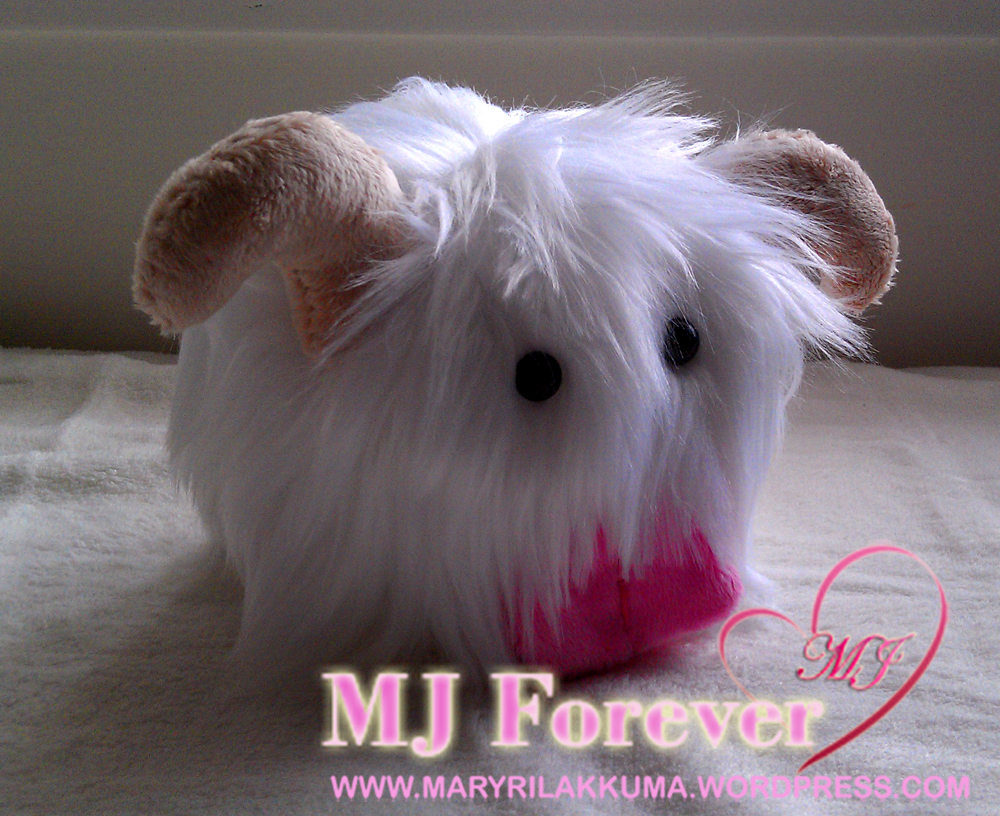 Poro plushie by WhimzicalWhizkerz