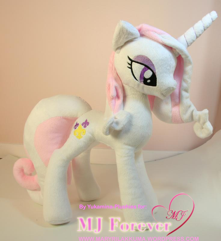 My Fleur De Lis pony plushie by Yukamina-Plushies