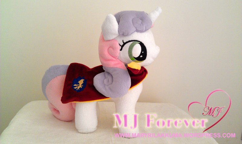 Sweetie Belle plushie by Lavim