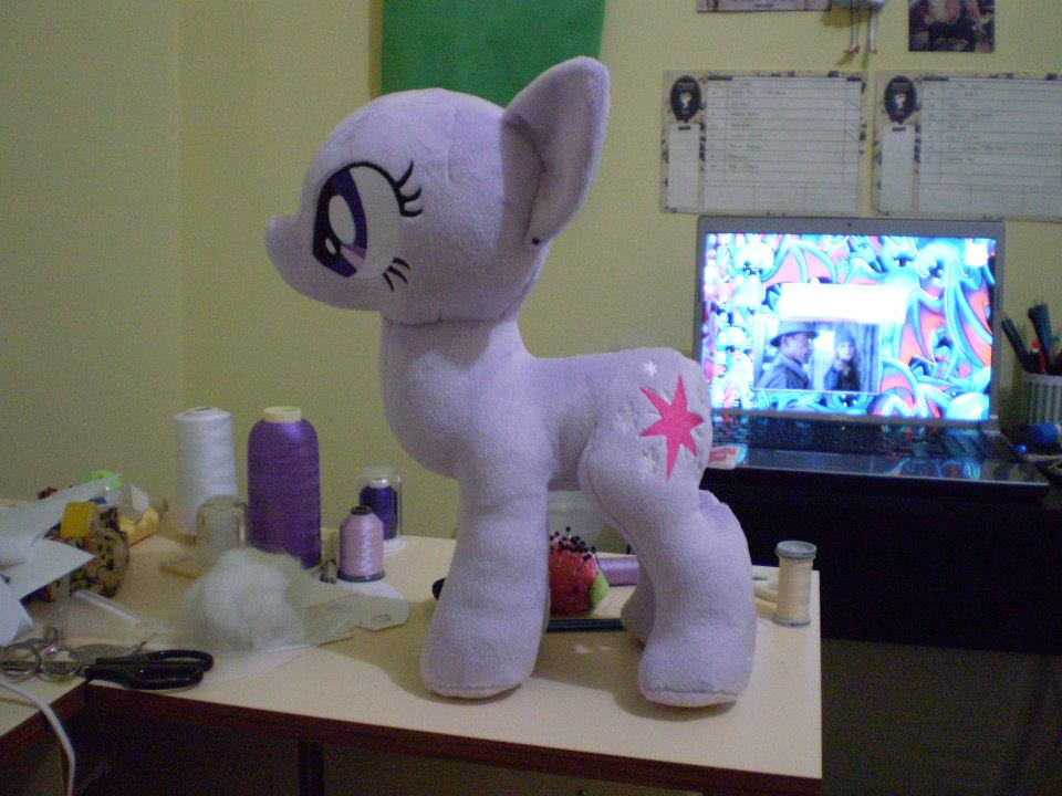 993977_421326394645445_1421670743_n