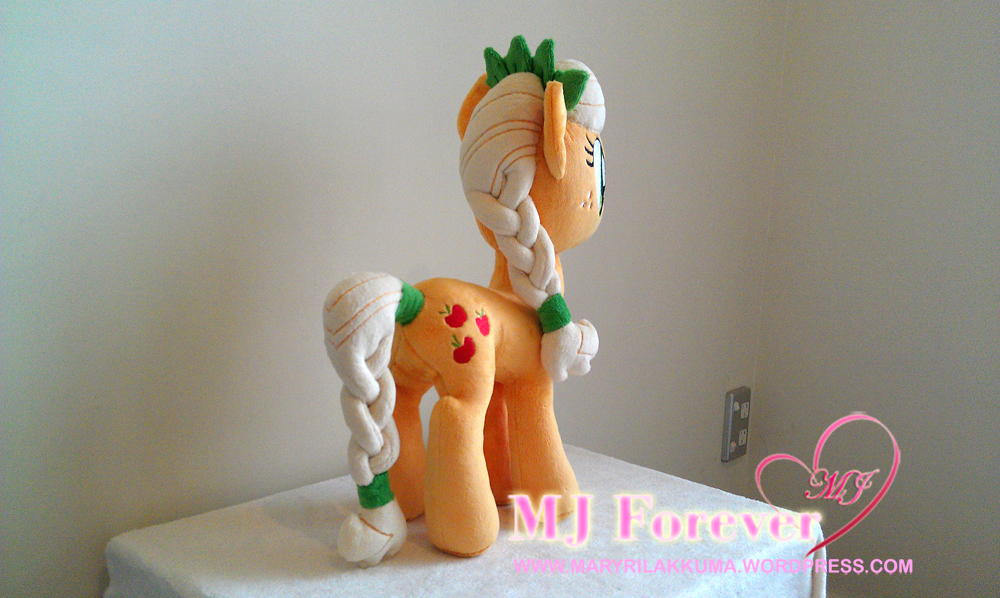 Crystal pony Applejack by GreenTeaPlushies!