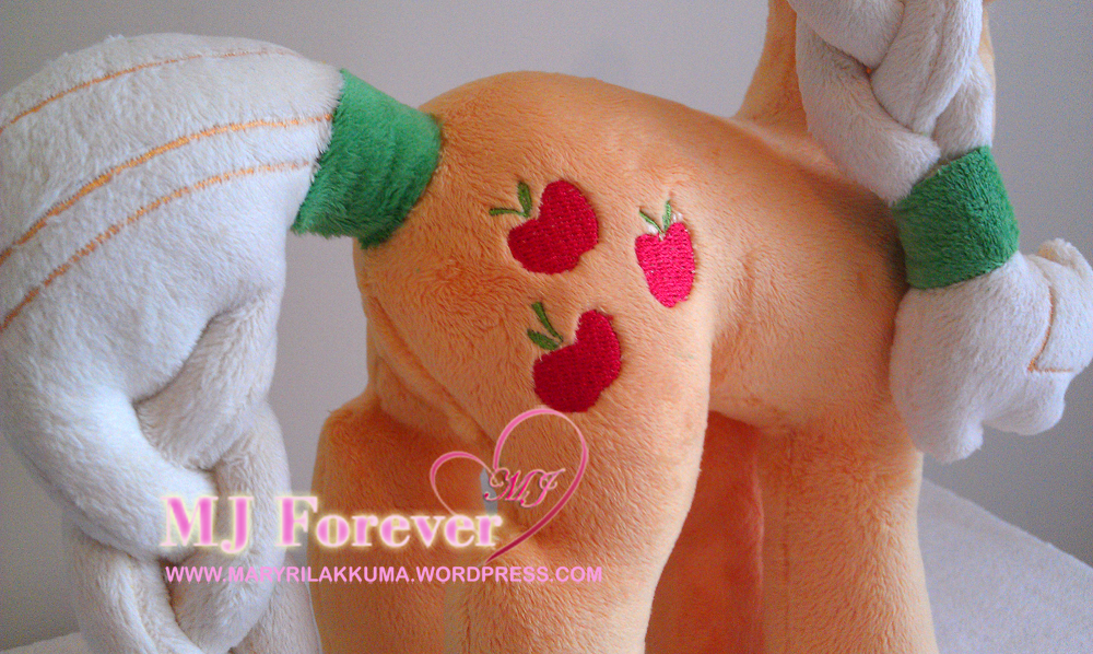 Crystal pony Applejack by GreenTeaPlushies!