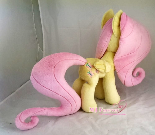 Fluttershy plushie sewn by meee!!!