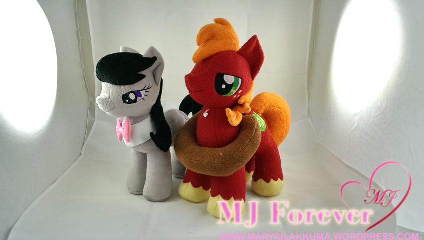 Octavia and Big Mac plushie by Vegeto-UchihaPortgas