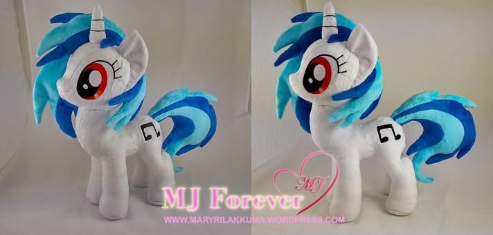 Work in progress pic of Vinyl Scratch plushie by meee!!!