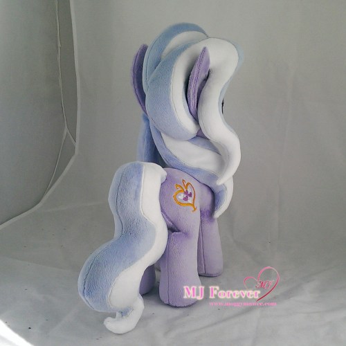 Wisteria Bell plushie sewn by meee!!!