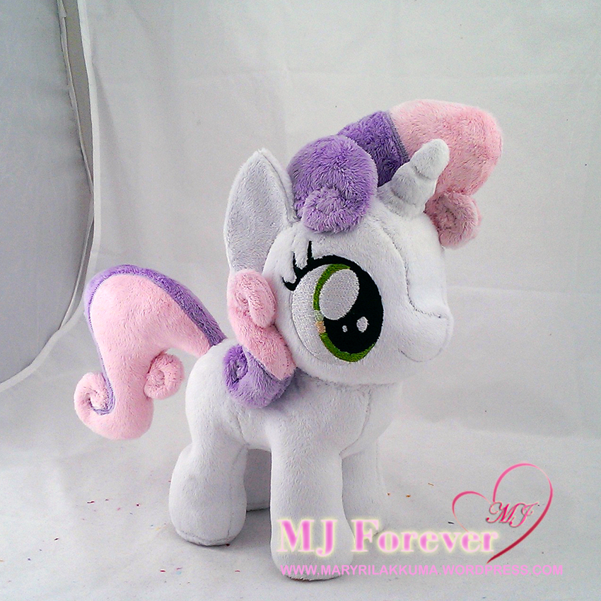 Sweetie Belle plushie commission sewn by meeee!!!