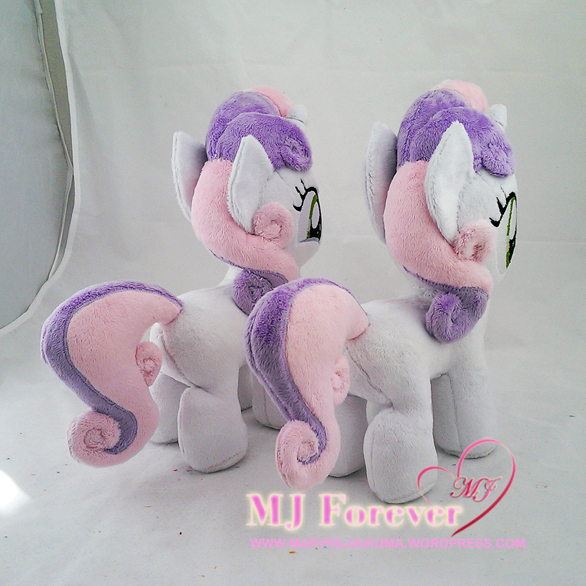Sweetie Belle plushies sewn by meee!!!!!