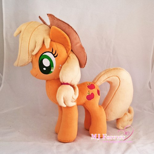 Applejack plushie sewn by meeee!!!!