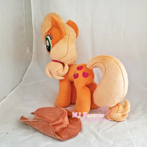 Applejack plushie sewn by meeee!!!!