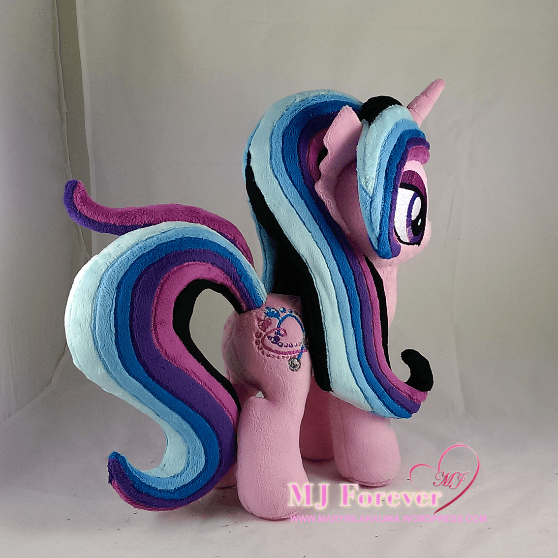 Mardelia plushie (my ponysona) sewn by meee!!!!!