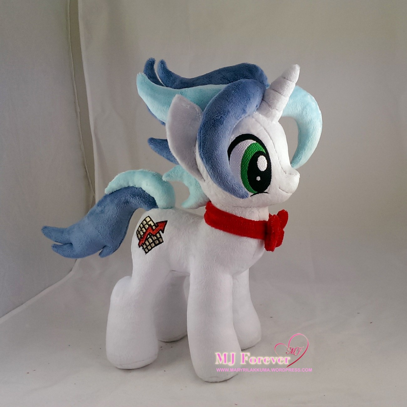 Tax Rise OC plushie (commission) sewn by meee!!!!
