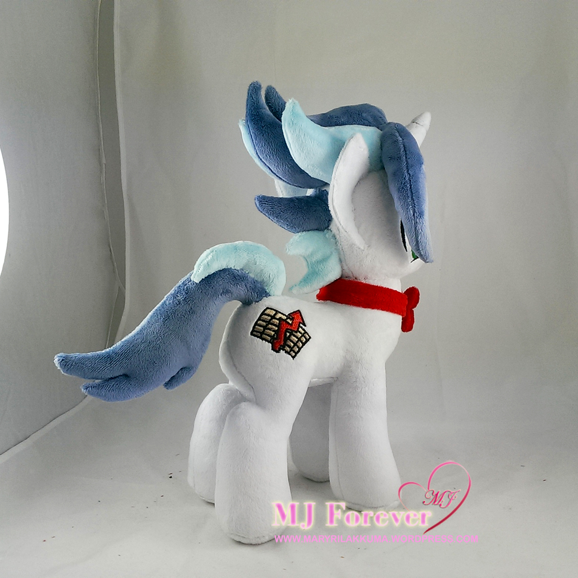 Tax Rise OC plushie (commission) sewn by meee!!!!