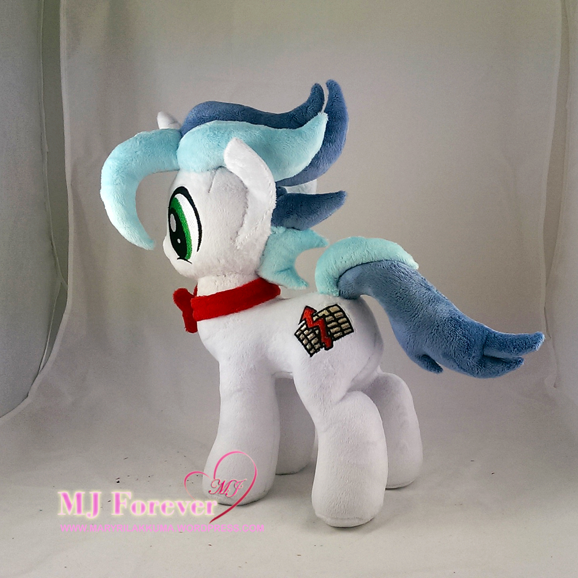 Tax Rise OC plushie (commission) sewn by meee!!!!