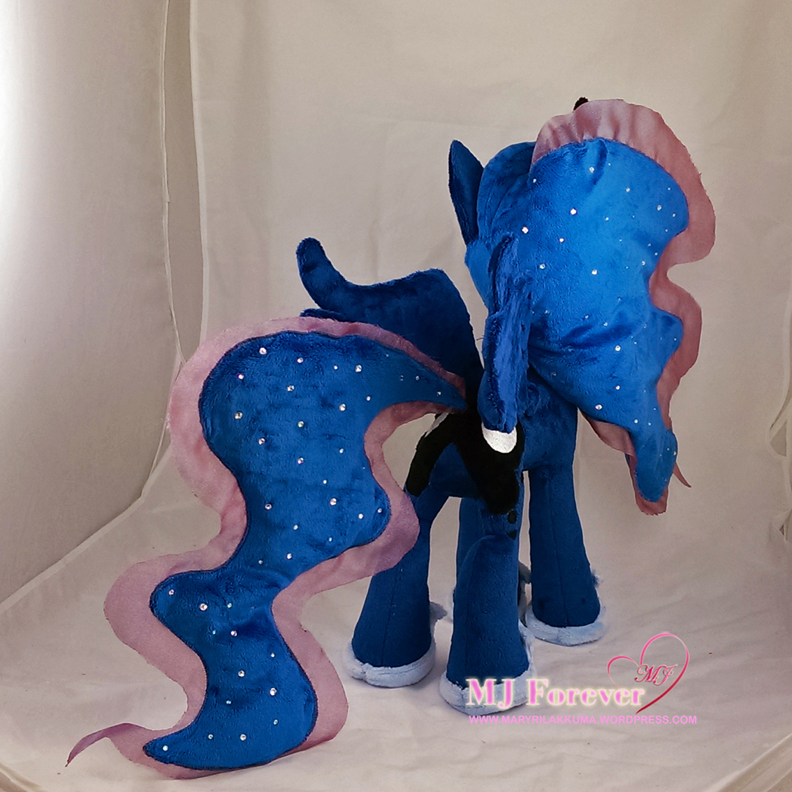 Princess Luna plushie sewn by meeeee!!!!!