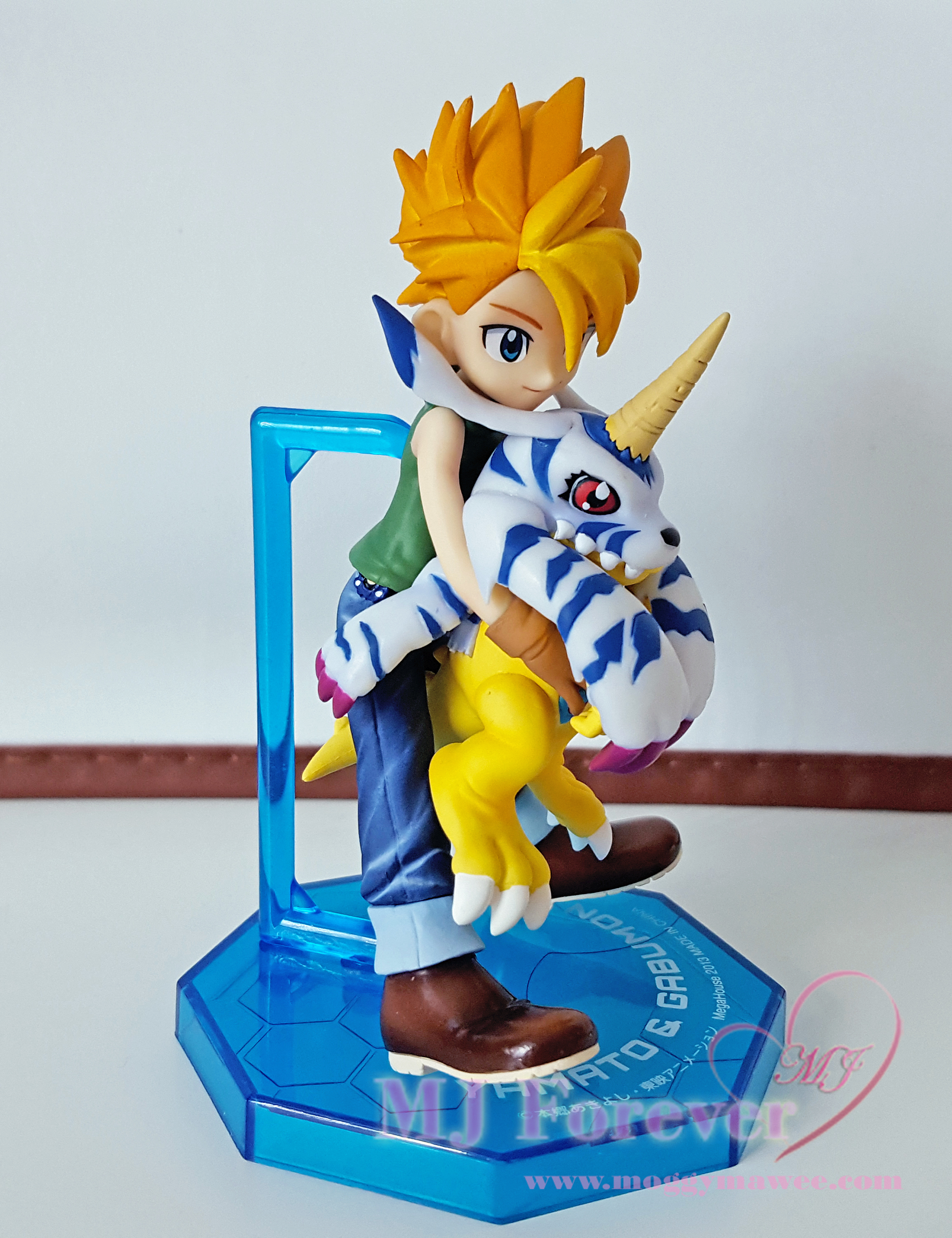 Digimon! Digital monsters! Digimon are the Champions! – Moggymawee